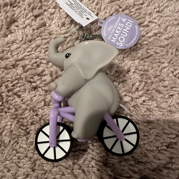 B&BW Circus Elephant PocketBac Holder - Picture 2 of 4
